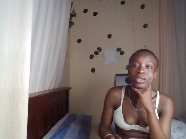 Nadama live cam on BongaCams