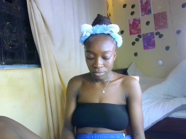 Nadama live cam on BongaCams