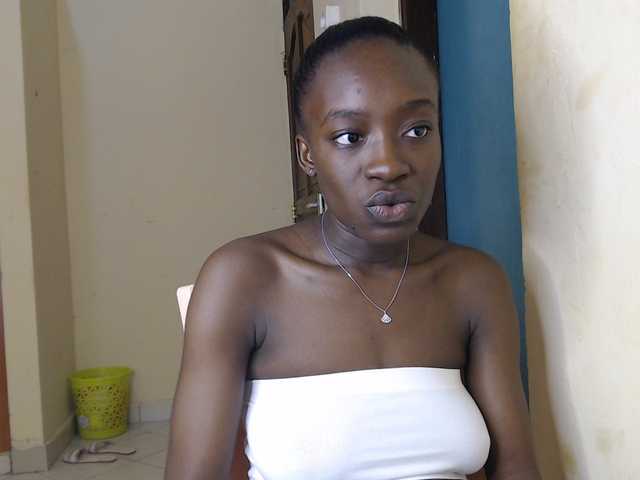 Nadama live cam on BongaCams