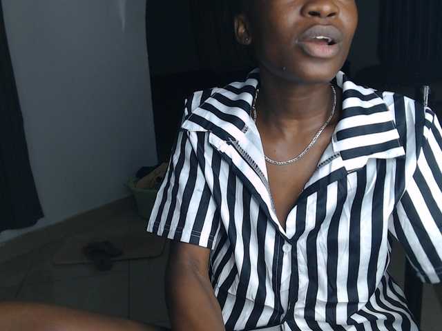 Nadama live cam on BongaCams