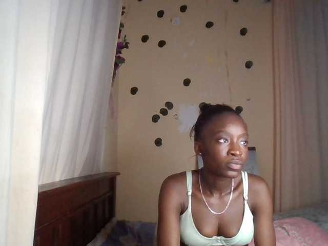 Nadama live cam on BongaCams