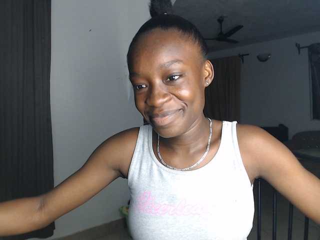 Nadama live cam on BongaCams