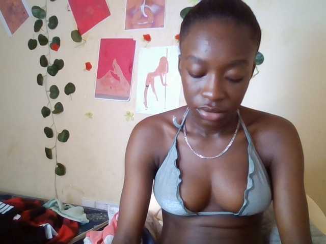 Nadama live cam on BongaCams
