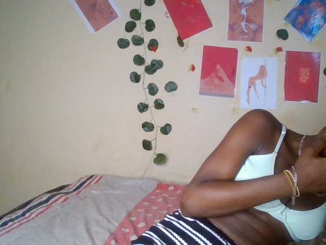 Nadama live cam