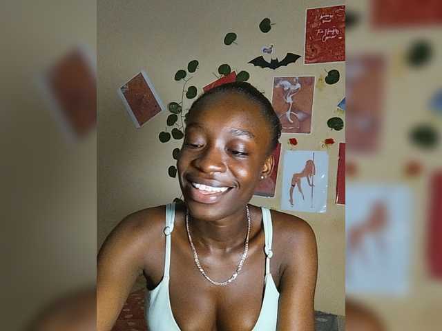 Nadama live cam on BongaCams