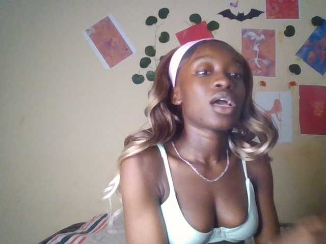 Nadama live cam on BongaCams