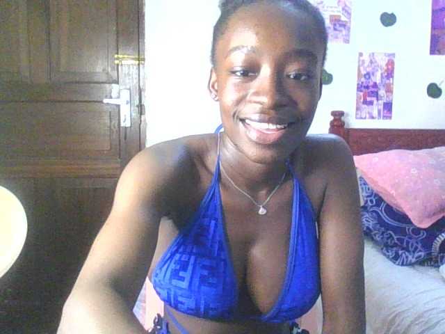 Nadama live cam on BongaCams