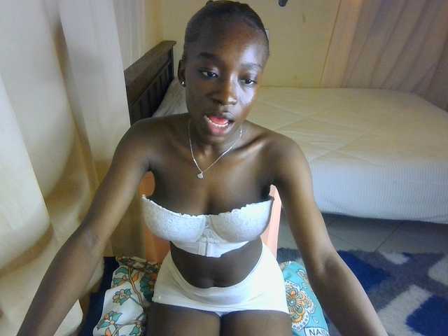 Nadama live cam on BongaCams