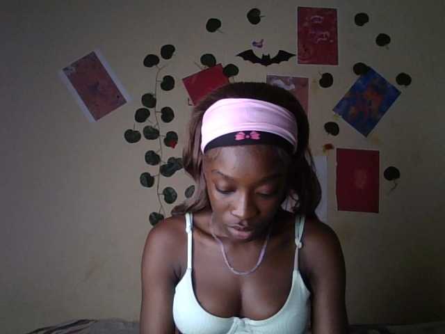 Nadama live cam