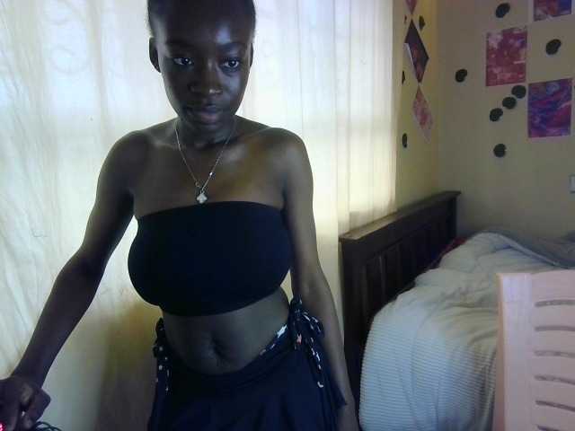 Nadama live cam on BongaCams
