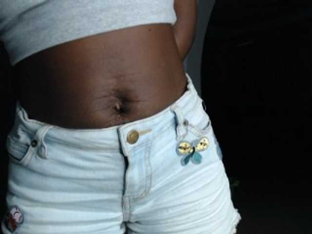 Nadama live cam on BongaCams