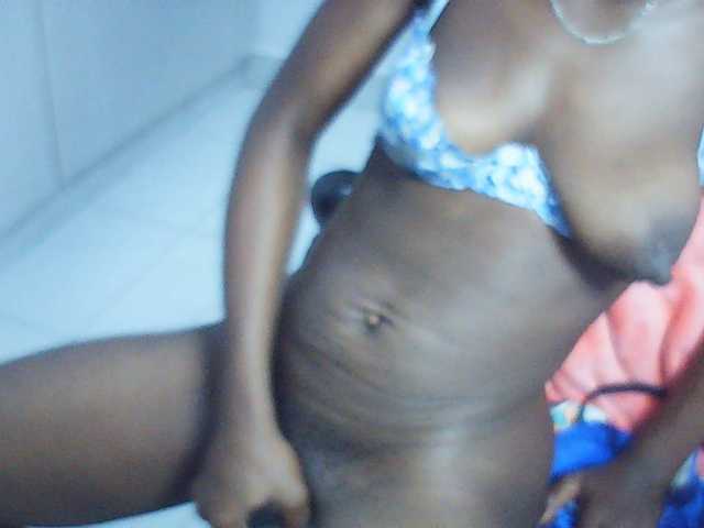 Nadama live cam on BongaCams