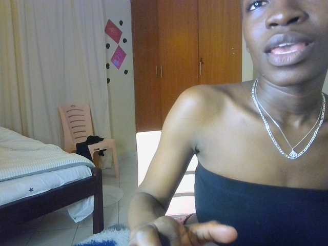 Nadama live cam on BongaCams