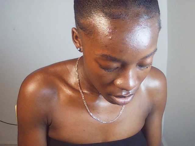 Nadama live cam on BongaCams