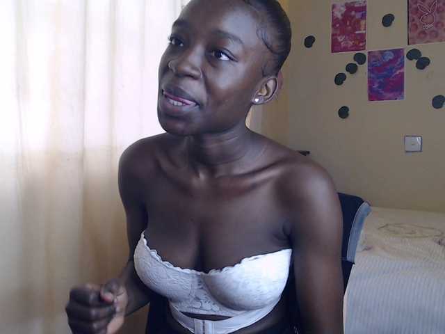 Nadama live webcam show