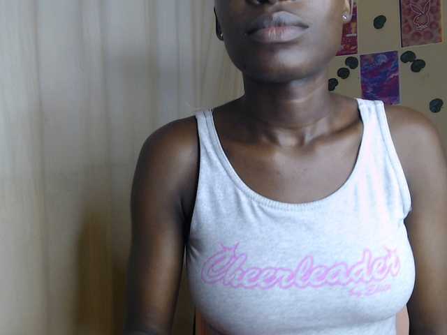 Nadama live cam on BongaCams