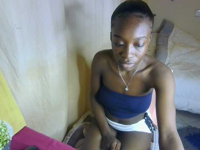 Nadama live cam on BongaCams