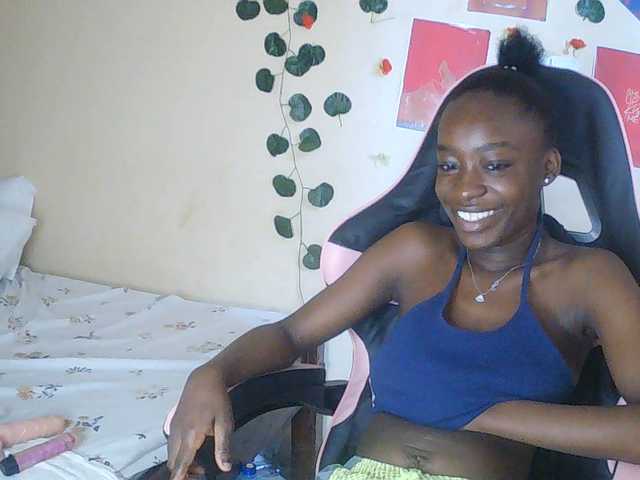 Nadama live cam on BongaCams