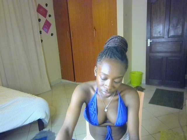Nadama live cam on BongaCams