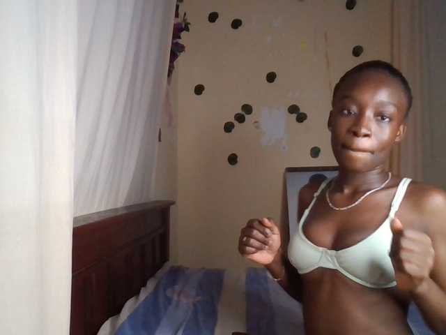 Nadama live cam on BongaCams