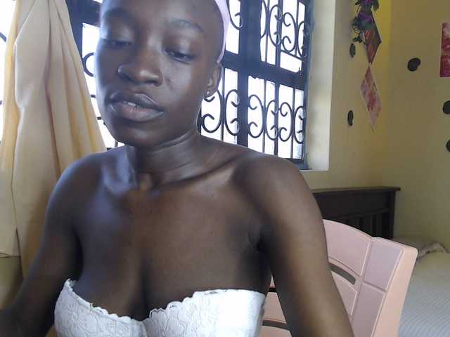 Nadama live cam on BongaCams