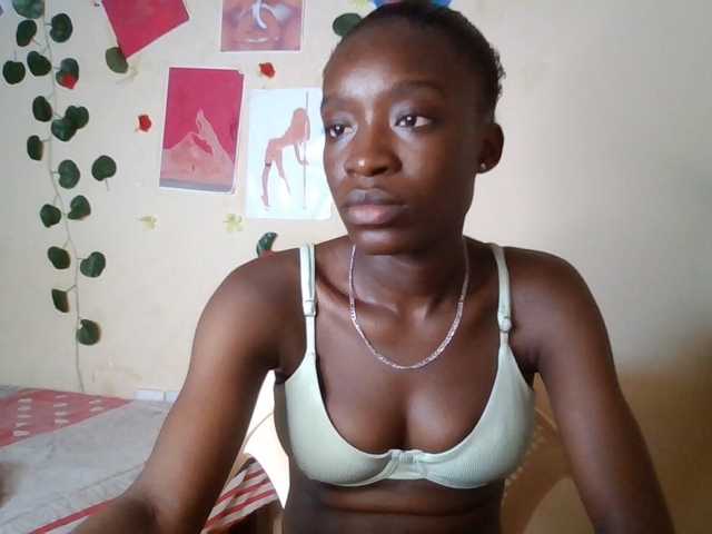 Nadama live cam on BongaCams