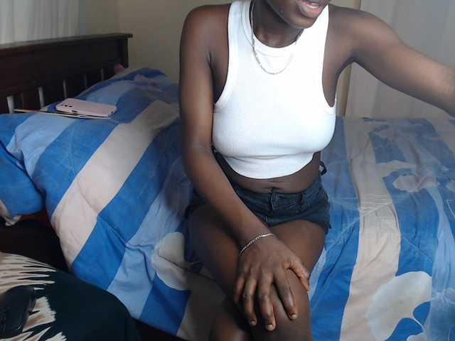 Nadama live cam on BongaCams