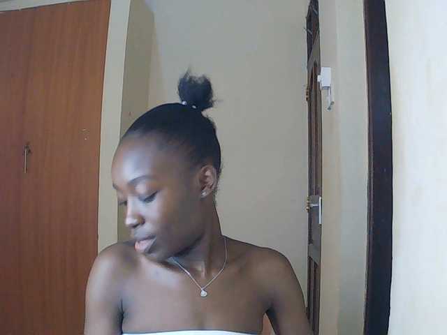 Nadama live cam on BongaCams