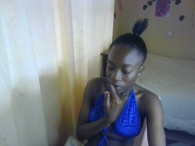 Nadama live cam on BongaCams