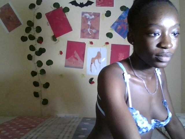Nadama live cam on BongaCams