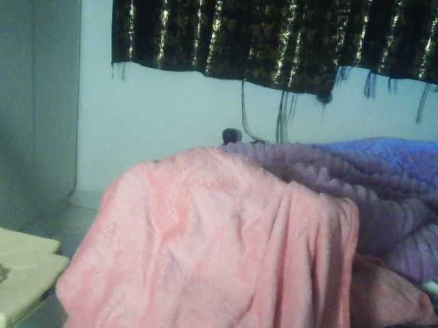 Nadama live cam on BongaCams