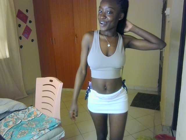 Nadama live cam on BongaCams