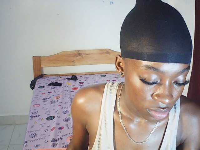 Nadama live cam on BongaCams