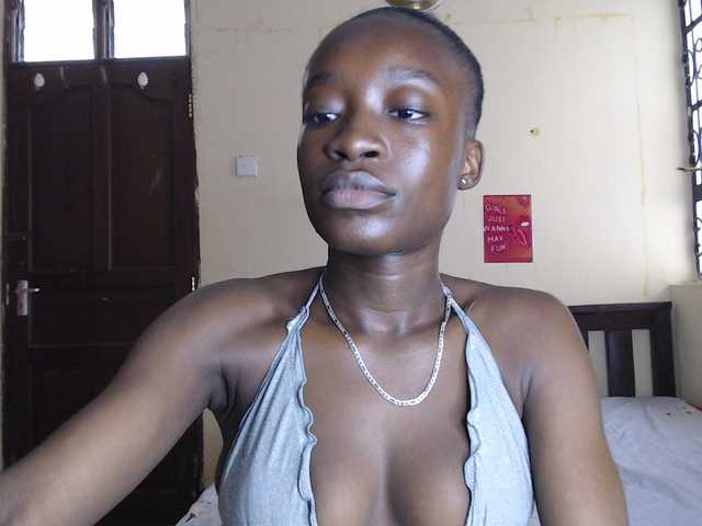Nadama live cam on BongaCams