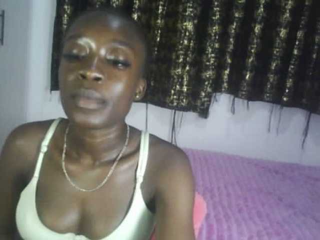 Nadama live cam on BongaCams