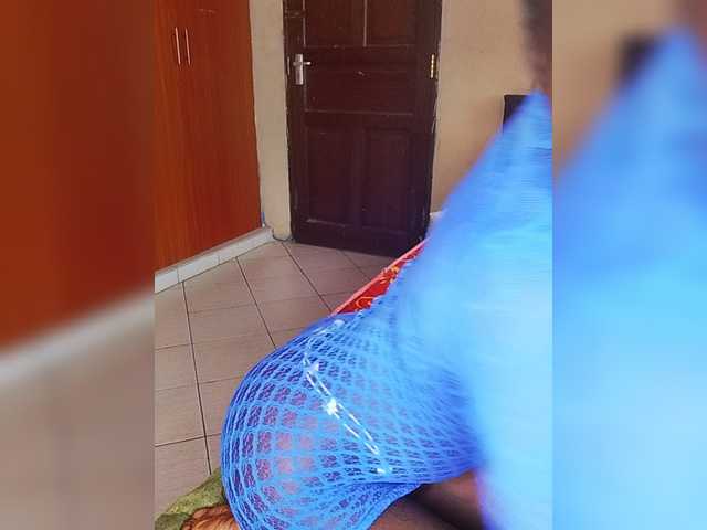 Nadama live cam on BongaCams