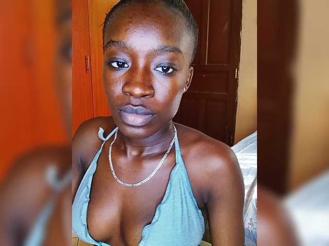 Nadama live cam on BongaCams