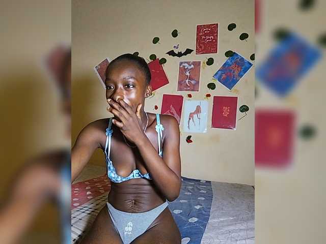 Nadama live cam on BongaCams