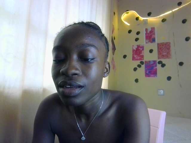 Nadama live cam on BongaCams