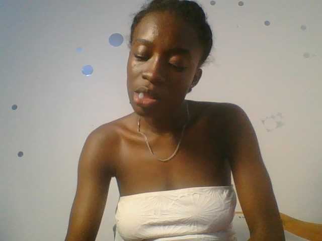 Nadama live cam on BongaCams