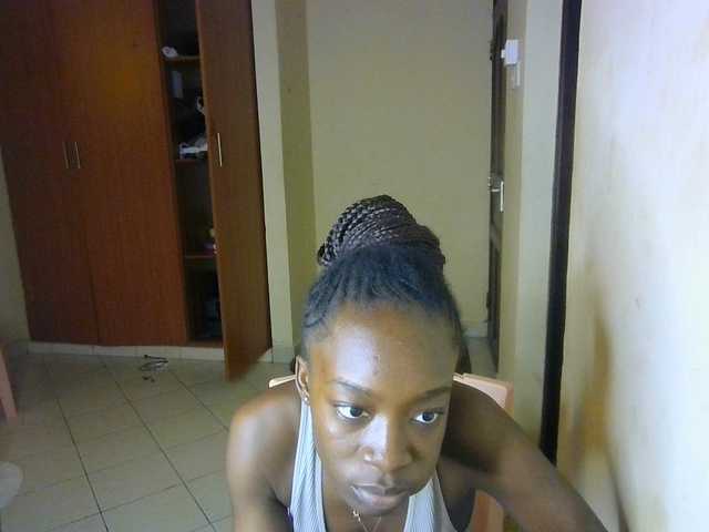Nadama live cam on BongaCams