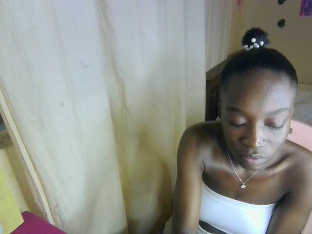 Nadama live cam on BongaCams