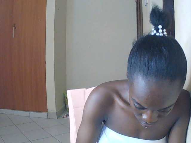 Nadama live cam on BongaCams