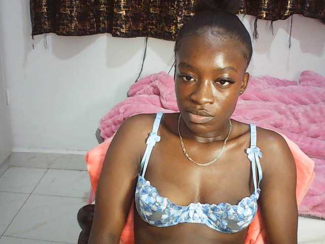 Nadama live cam on BongaCams