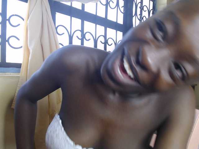 Nadama live cam on BongaCams