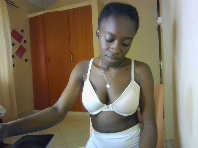 Nadama live cam on BongaCams