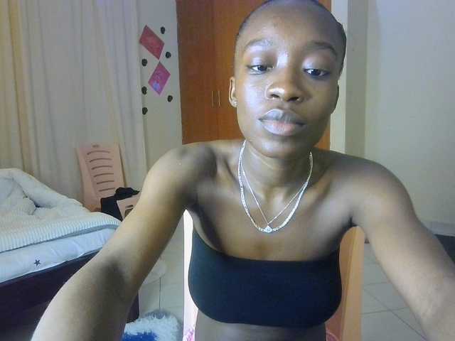 Nadama live webcam show