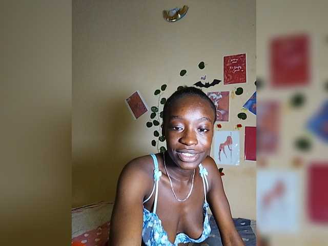 Nadama live cam on BongaCams