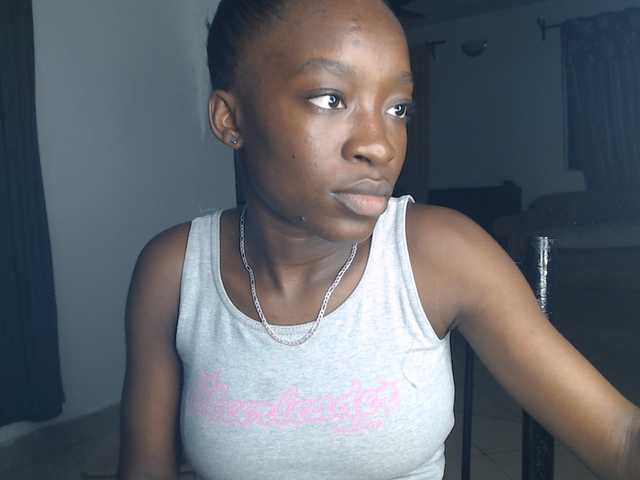 Nadama live cam on BongaCams