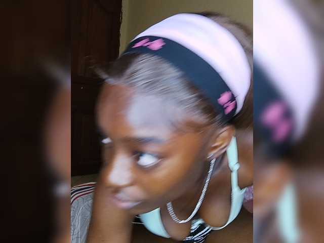 Nadama live cam